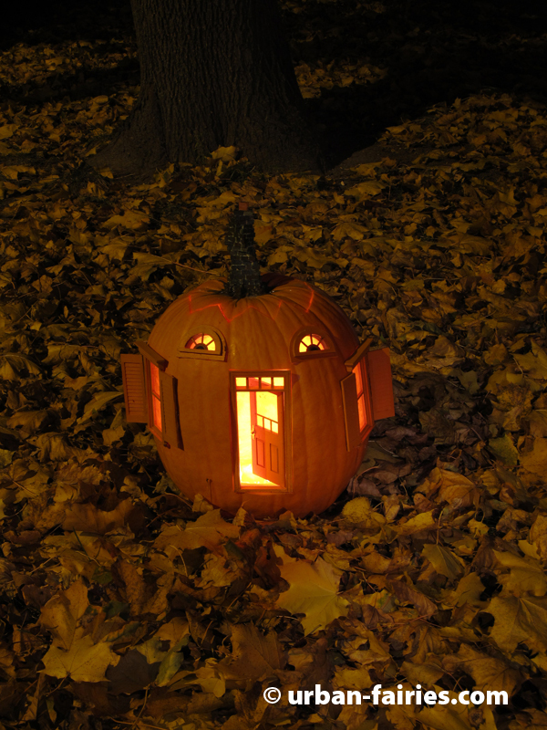 Urban Fairies, fairy doors, fairy door, Pumpkin, Jack-o-lantern, Halloween, fairy pumpkin cottage